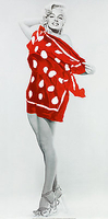 50cm x 100cm Marilyn at the Beach, 1953 von REISFELD,BERT