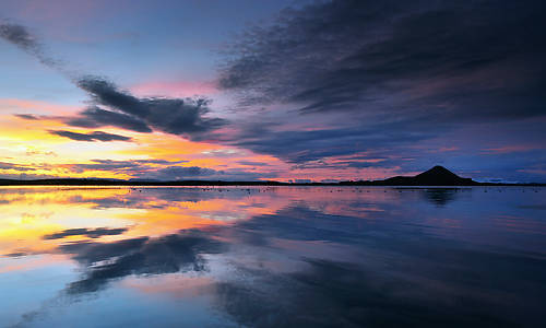 Array Lake Myvatn Reflections von Andy Mumford