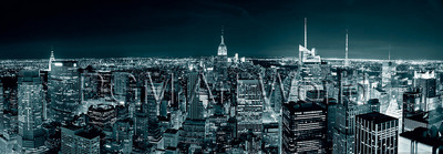 95cm x 33cm Manhatten Skyline at Night       von Shutterstock