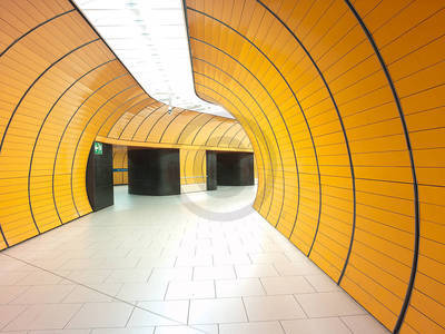 Array U-Bahn Marienplatz, München      von Micha Pawlitzki