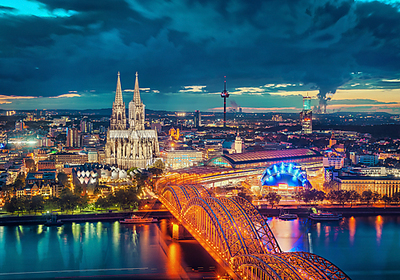 Array Cologne Blue Hour von Matthias Haker