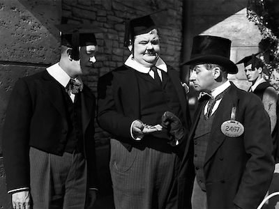 Array Laurel & Hardy - A Regular Scout 1926 von Hollywood Photo Archive