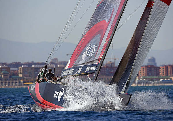 Array Alinghi 10 von Alinghi