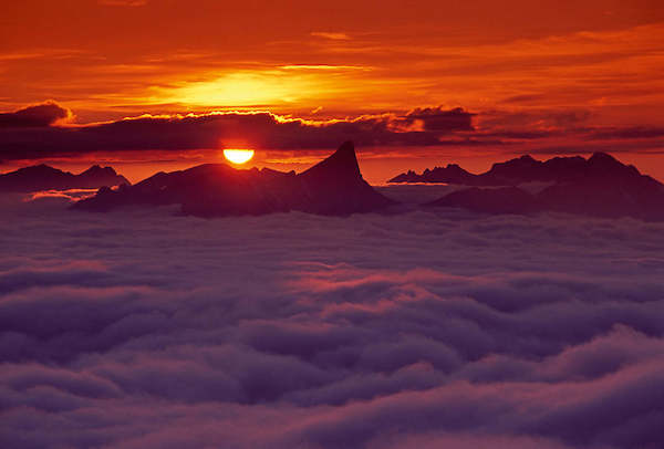 Array Sunset on Niederhorn II von Thomas Marent