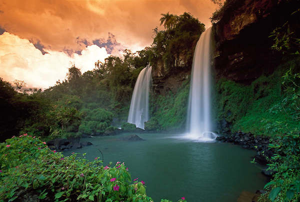 Array Waterfall "Dos Hermanas" von Thomas Marent