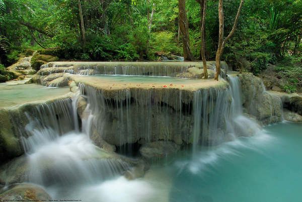 Array Seven-Step Waterfall III von Thomas Marent