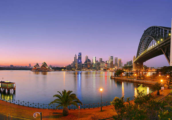 Array Milson Point Morning von John Xiong