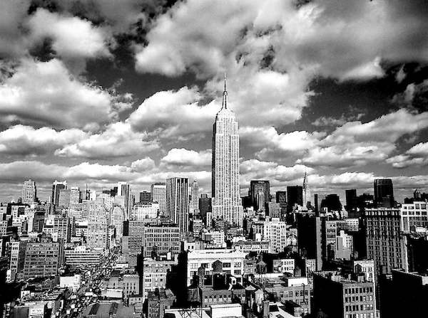 80cm x 60cm Sky over Manhatten von Henri Silberman