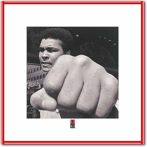 Muhammad Ali (Fist) von Muhammad Ali Enterprises LLC.