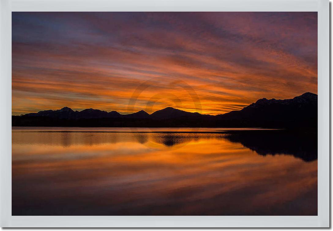 Berge und Licht V                von Gerhard Rossmeissl