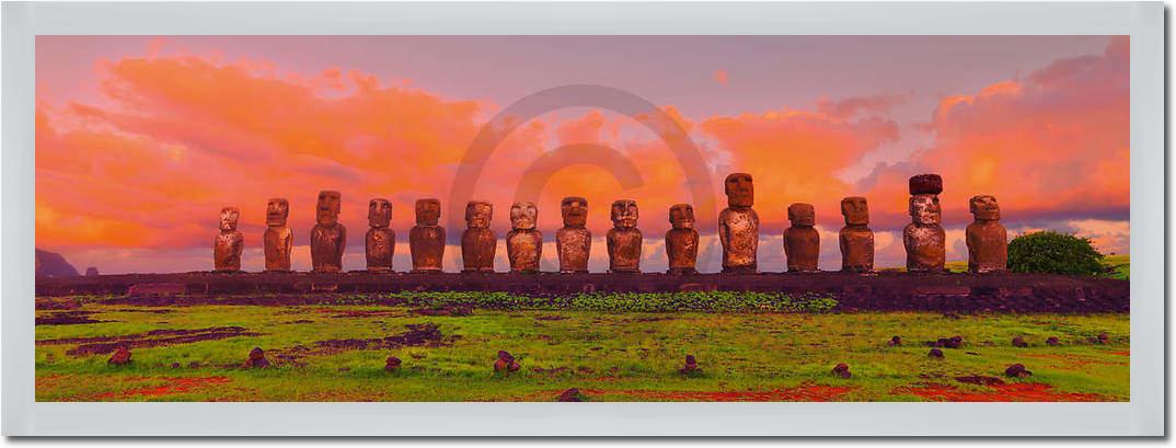 Easter Island Moais              von John Xiong