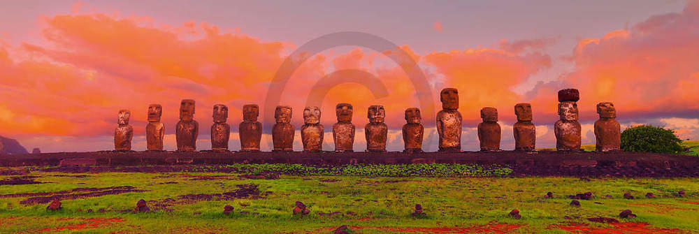 Easter Island Moais              von John Xiong