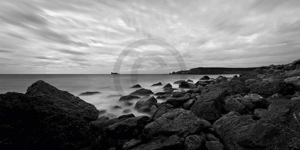 Felsen am Meer                   von Wolfgang Weber