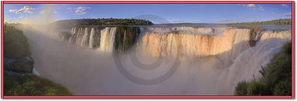 Iguazu Falls                     von John Xiong