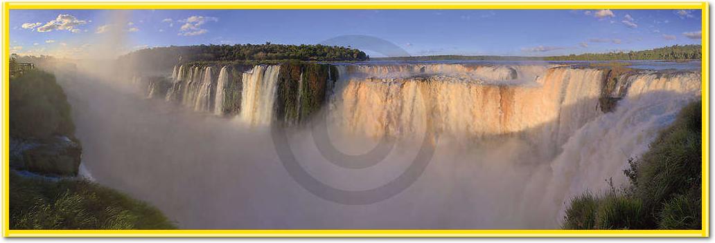 Iguazu Falls                     von John Xiong