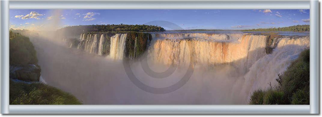 Iguazu Falls                     von John Xiong