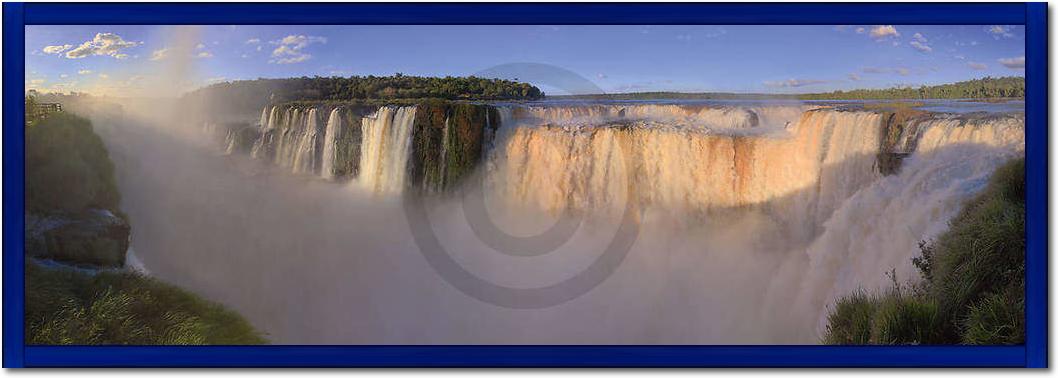 Iguazu Falls                     von John Xiong