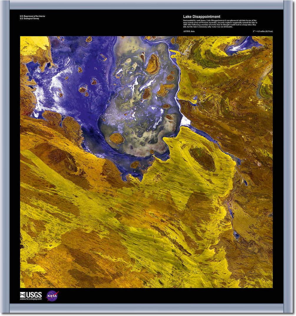 Lake Disappointment              von Landsat-7