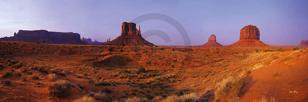 Monument Valley                  von John Xiong