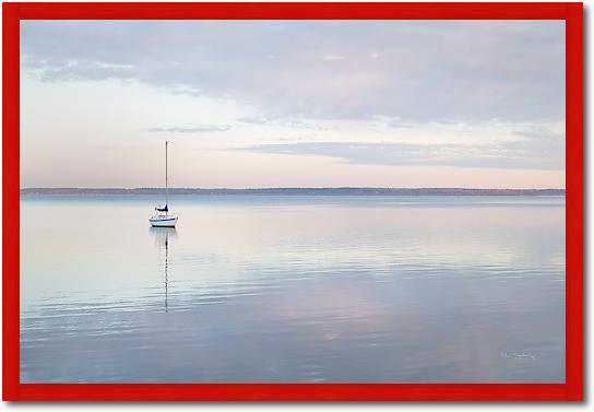 Sailboat in Bellingham Bay I von Alan Majchrowitz