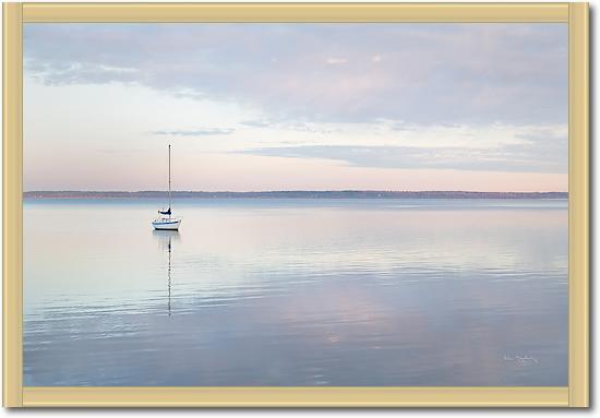 Sailboat in Bellingham Bay I von Alan Majchrowitz