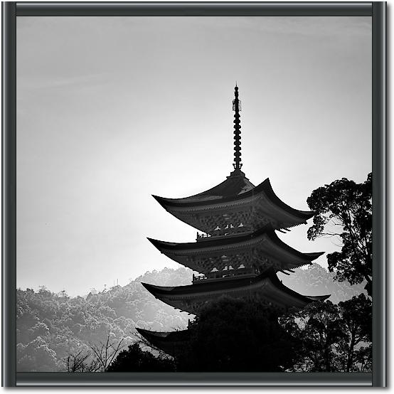 Japanese Temple von Praxis Studio