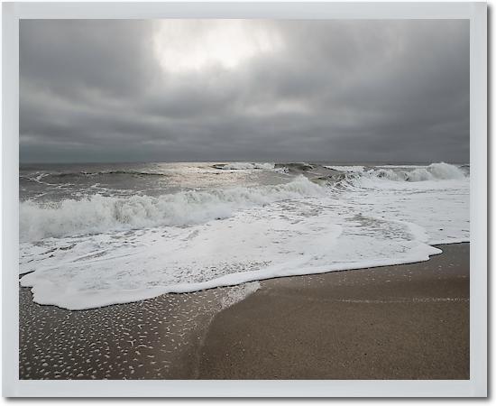 Lustrous Beach von Marlana Semenza