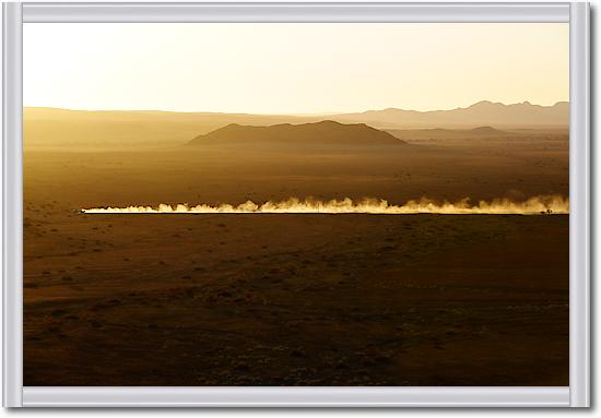 Dusty Road von Peter Hillert