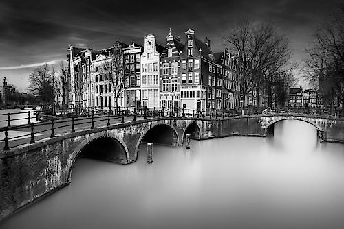 Le pont d'Amsterdam von Arnaud Bertrande