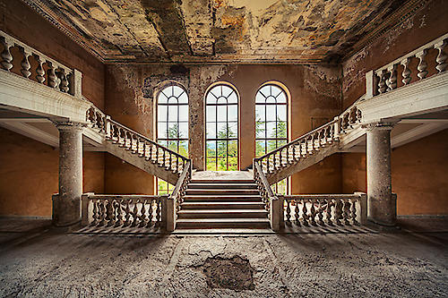 In Between von Matthias Haker