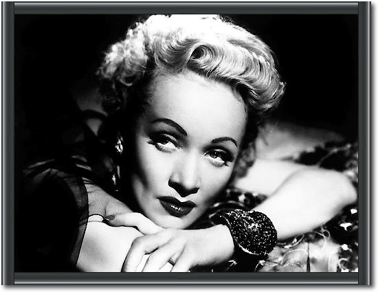 Marlene Dietrich von Hollywood Photo Archive