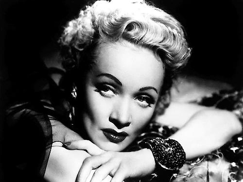 Marlene Dietrich von Hollywood Photo Archive