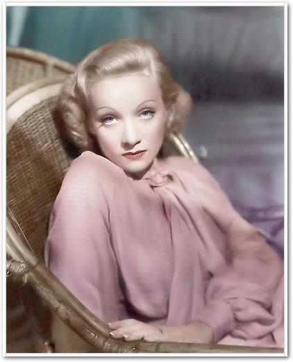 Marlene Dietrich von Hollywood Photo Archive