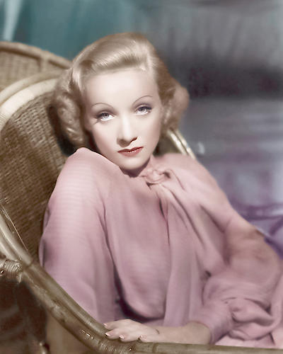 Marlene Dietrich von Hollywood Photo Archive