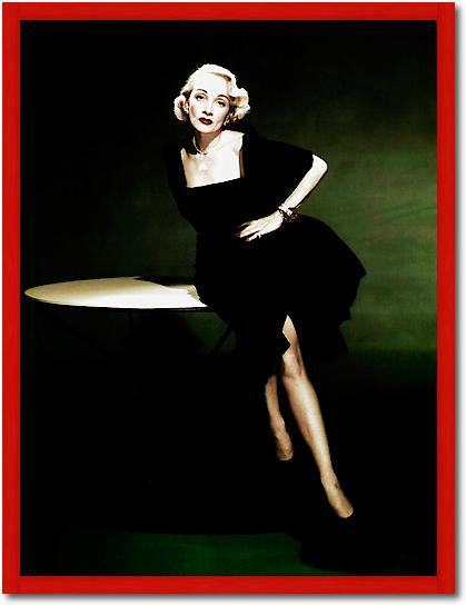 Marlene Dietrich von Hollywood Photo Archive