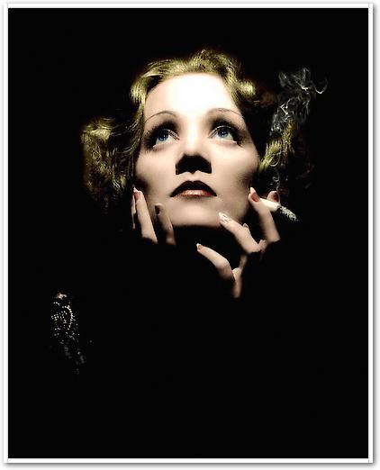 Marlene Dietrich von Hollywood Photo Archive