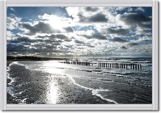 Glistening Shoreline von Gill Copeland