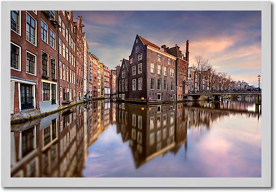 Coucher de soleil sur Amsterdam von Arnaud Bertrande