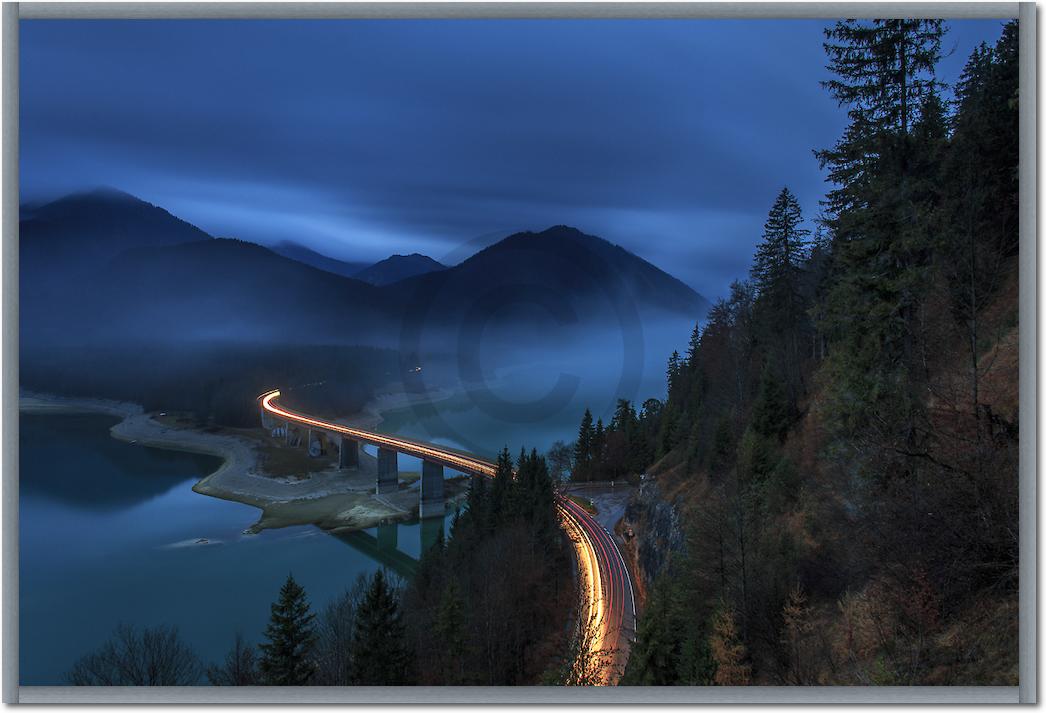 Sylvensteinspeicher bei Nacht von Markus Scholz