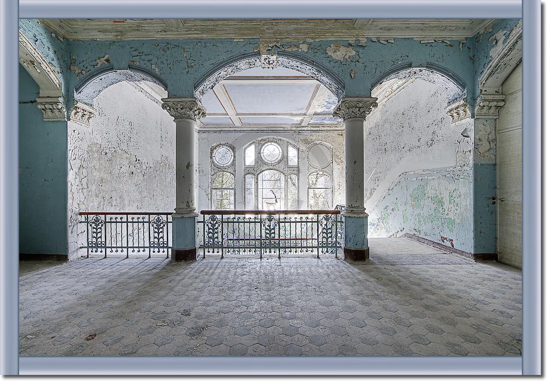 Beelitz No.1 von Michael Belhadi