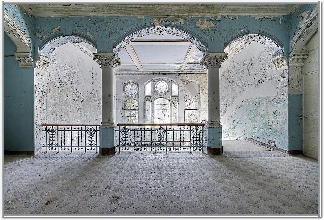 Beelitz No.1 von Michael Belhadi