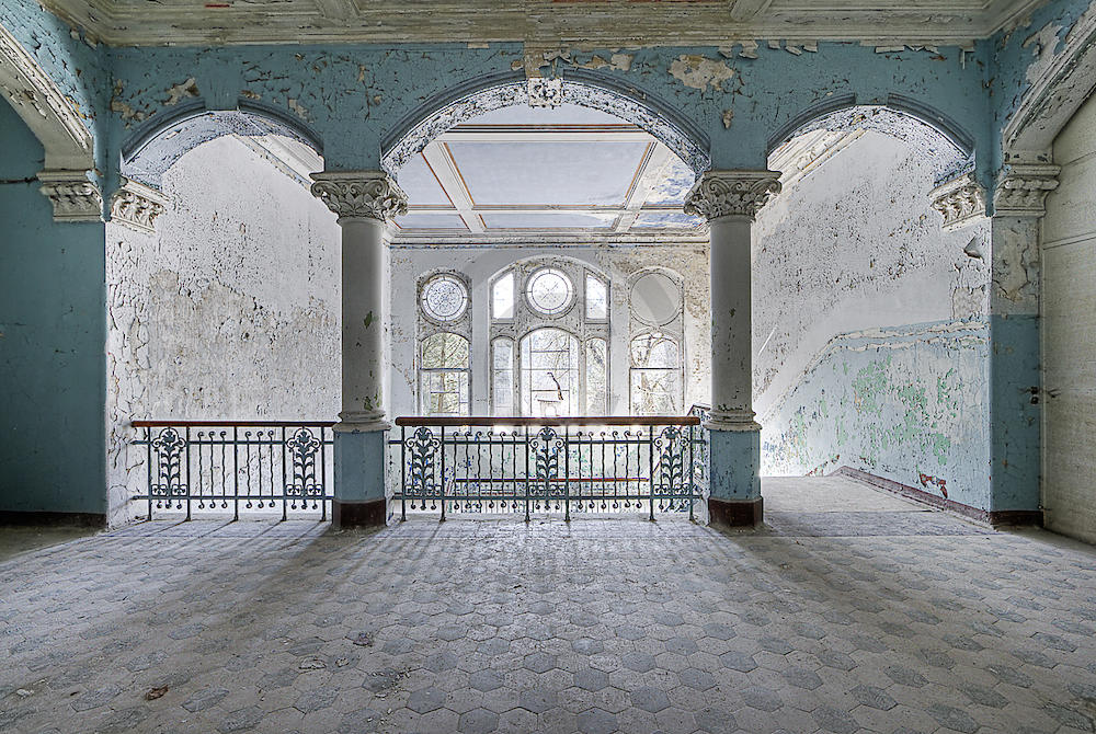 Beelitz No.1 von Michael Belhadi