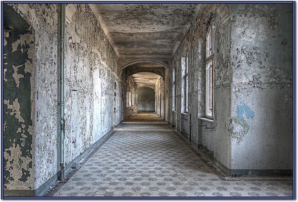 Beelitz No.6 von Michael Belhadi