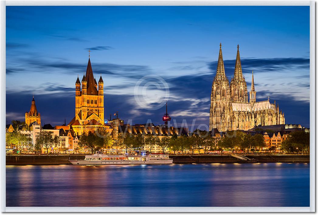 Köln Skyline Bluehour von Michael Abid