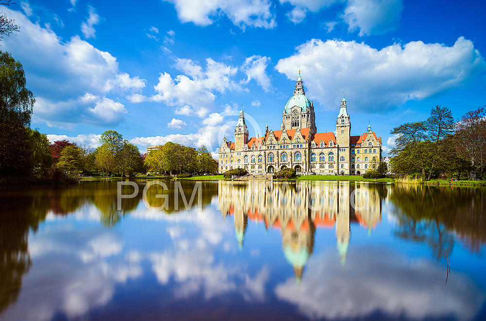 Hannover Rathaus Maschteich von Michael Abid