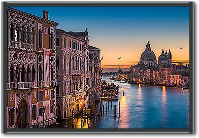 Sunrise at the Grand Canal von Michael Abid