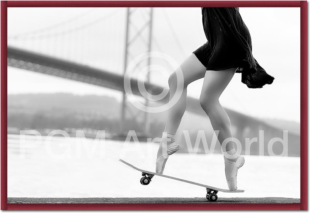 Skater Girl von Howard Ashton-Jones