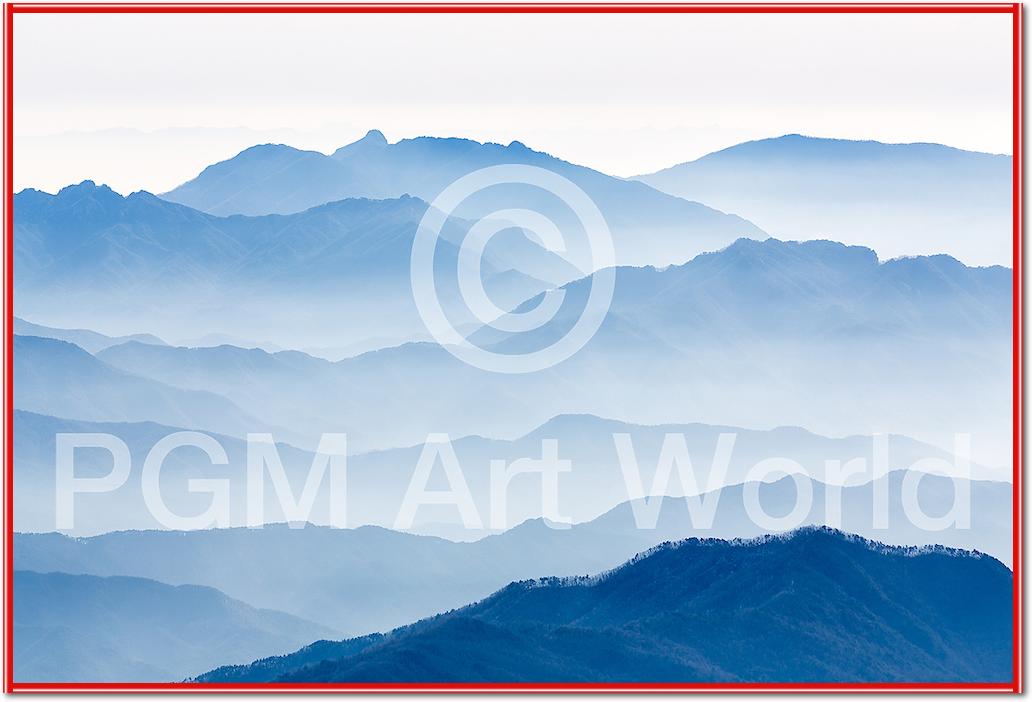 Misty Mountains von Gwangseop eom