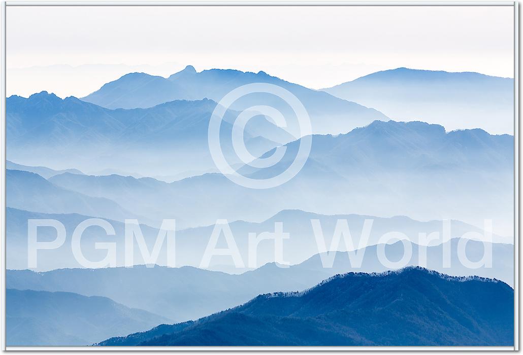 Misty Mountains von Gwangseop eom